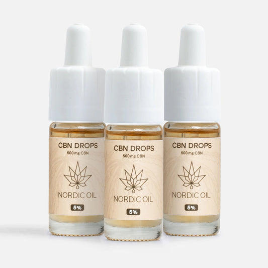 Drei Fläschchen Nordic Oil CBN Drops