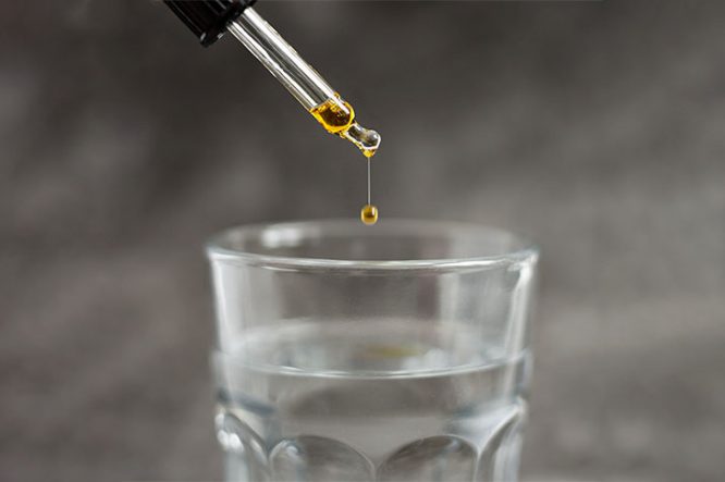 Öl im Wasser