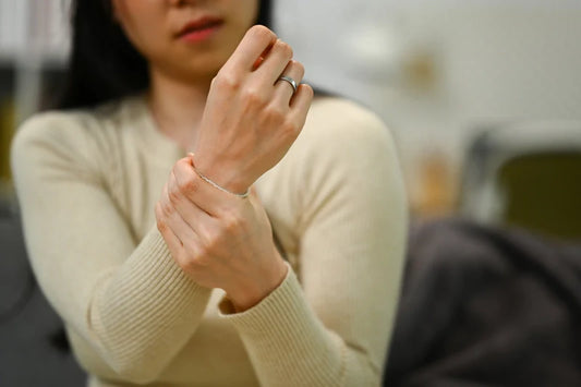 CBD bei Gelenkschmerzen: Studien und Erfahrungsberichte