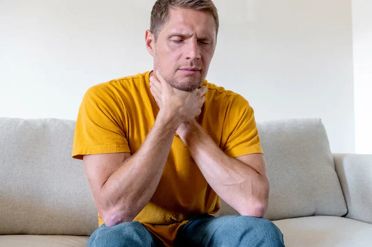 CBD bei Halsschmerzen: Studien und Erfahrungsberichte