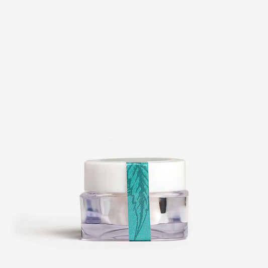 CBD Kristalle von Nordic Oil in der Dose